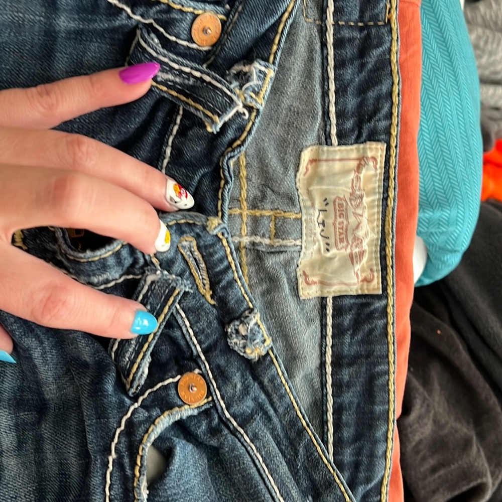 Jeans